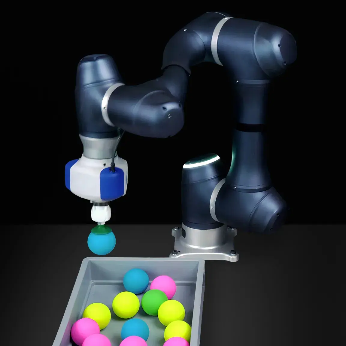 Picking and Packing: Vacuum Gripper